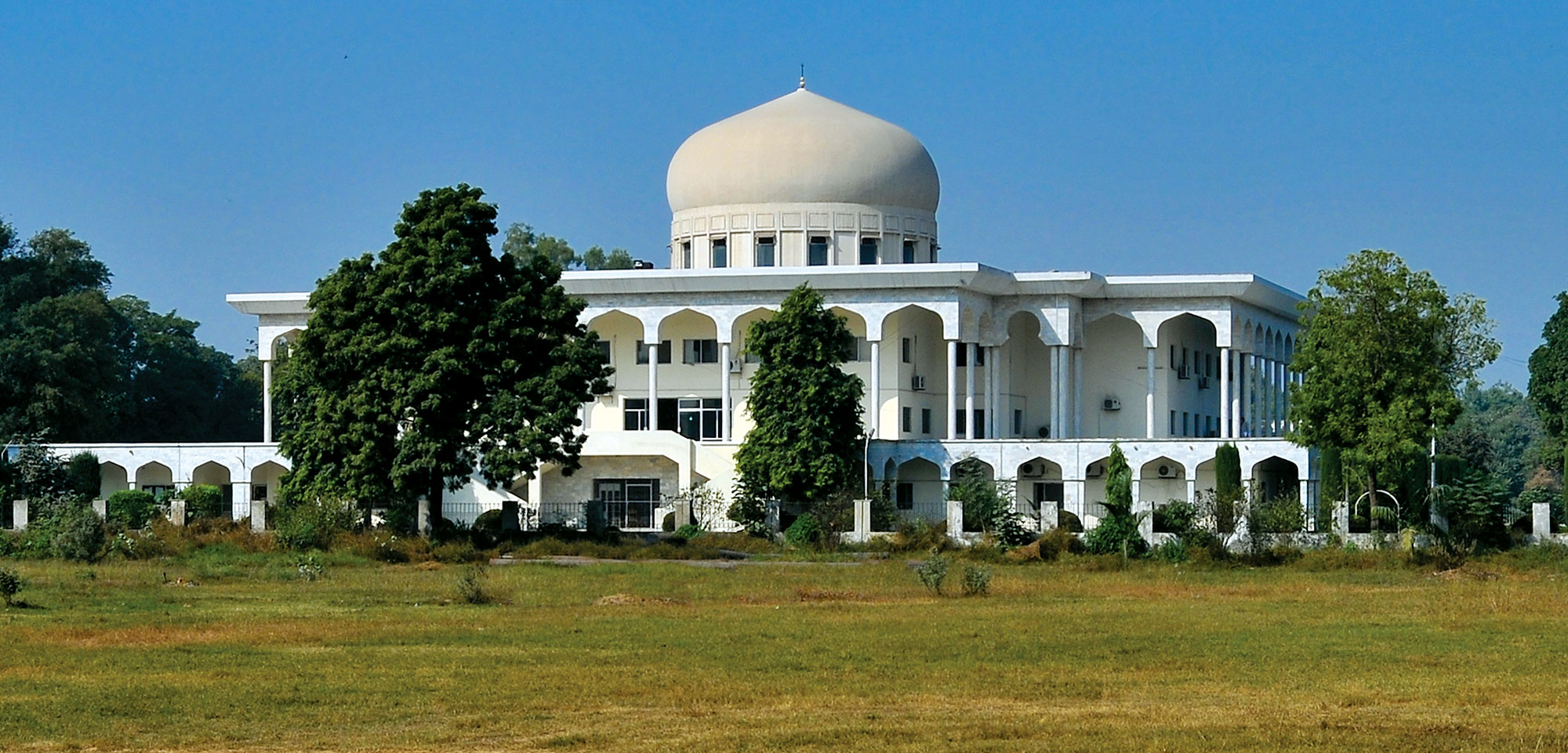 Shaikh Zayed Islamic Centre